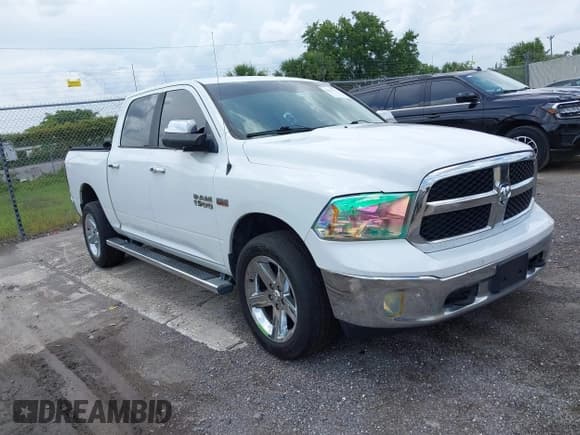 ✅ 2018 Ram 1500 Big Horn • VIN: 1C6RR7LT6JS331464 • Lot: 42357063. Wystawiony na IAAI z przebiegiem 206 907 mil. Bezpłatny archiwum sprzedaży aukcyjnych z USA i szczegółowy raport historii pojazdu na DreamBid. Zdjęcie 1.