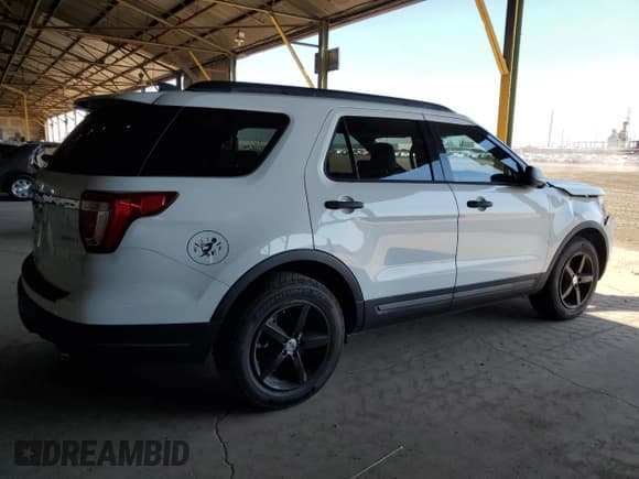 ✅ 2019 Ford Explorer • VIN: 1FM5K7BH4KGA09849 • Lot: 83972745. Wystawiony na Copart z przebiegiem 105 589 mil. Bezpłatny archiwum sprzedaży aukcyjnych z USA i szczegółowy raport historii pojazdu na DreamBid. Zdjęcie 3.