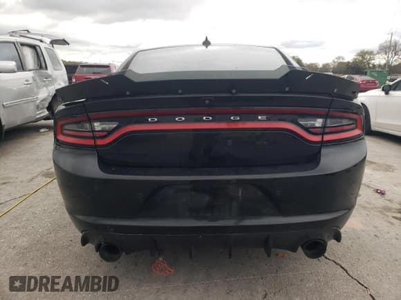 ✅ 2018 Dodge Charger SXT Plus • VIN: 2C3CDXHG4JH192214 • Лот: 90628035. Опубликован ранее на Copart с пробегом 110 798 миль. Бесплатный доступ к архиву аукционных продаж из США и подробный отчёт об истории автомобиля на DreamBid. Изображение 6.