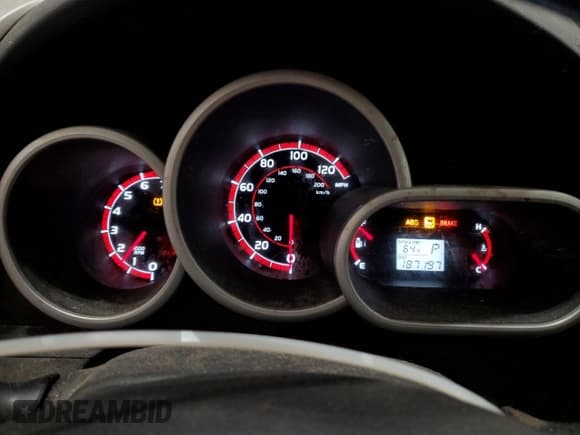 ✅ 2011 Toyota Matrix • VIN: 2T1KU4EE2BC544131 • Лот: 91372425. Опубликован ранее на Copart с пробегом 187 197 миль. Бесплатный доступ к архиву аукционных продаж из США и подробный отчёт об истории автомобиля на DreamBid. Изображение 9.