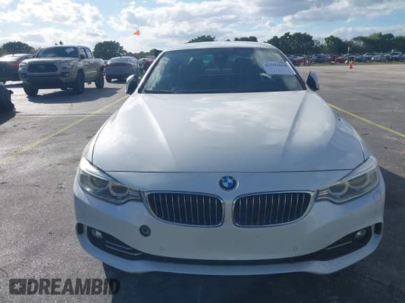 ✅ 2015 BMW 4 Series 428i • VIN: WBA3V5C53FP752873 • Lot: 43593818. Wystawiony na IAAI z przebiegiem 113 389 mil. Bezpłatny archiwum sprzedaży aukcyjnych z USA i szczegółowy raport historii pojazdu na DreamBid. Zdjęcie 6.