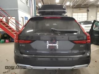 ✅ 2022 Volvo V90 • VIN: YV4062NLXN1147308 • Лот: 75272543. Опубликован ранее на Copart с пробегом 11 702 миль. Бесплатный доступ к архиву аукционных продаж из США и подробный отчёт об истории автомобиля на DreamBid. Изображение 6.