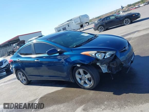 ✅ 2013 Hyundai Elantra Limited • VIN: KMHDH4AE6DU951468 • Лот: 43508585. Опубликован ранее на IAAI с пробегом 203 912 миль. Бесплатный доступ к архиву аукционных продаж из США и подробный отчёт об истории автомобиля на DreamBid. Изображение 13.