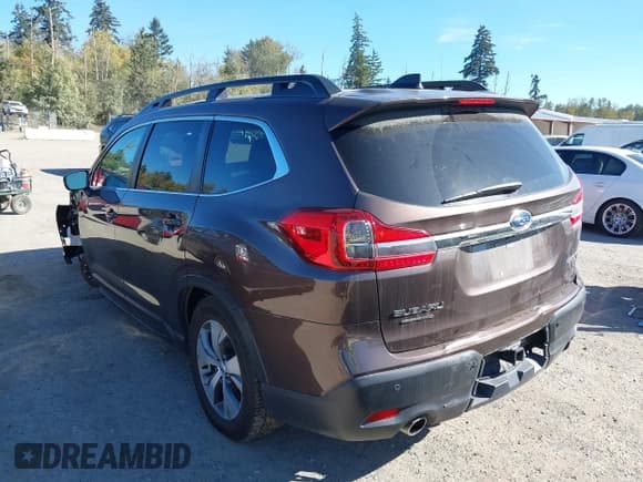 ✅ 2021 Subaru Ascent Premium • VIN: 4S4WMAFD9M3468419 • Лот: 43332782. Опубликован ранее на IAAI с пробегом 101 594 миль. Бесплатный доступ к архиву аукционных продаж из США и подробный отчёт об истории автомобиля на DreamBid. Изображение 3.