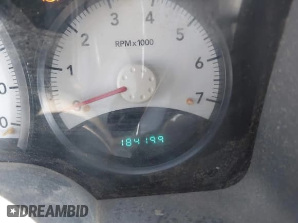 ✅ 2010 Dodge Dakota Bighorn/Lonestar • VIN: 1D7CW3GK1AS155513 • Lot: 41437670. Wystawiony na IAAI z przebiegiem 184 199 mil. Bezpłatny archiwum sprzedaży aukcyjnych z USA i szczegółowy raport historii pojazdu na DreamBid. Zdjęcie 15.