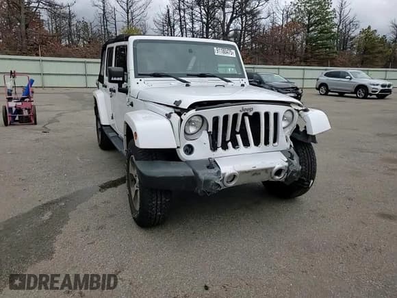 ✅ 2016 Jeep Wrangler Unlimited Sahara • VIN: 1C4HJWEG2GL304531 • Lot: 91180475. Listed on Copart with 86,867 mi. Free auction sales archive from the USA and detailed vehicle history report at DreamBid. Image 14.