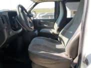 ✅ 2010 Chevrolet Express Passenger LT • VIN: 1GA2G1DGXA1120734 • Lot: 80708515. Wystawiony na Copart z przebiegiem 253 137 mil. Bezpłatny archiwum sprzedaży aukcyjnych z USA i szczegółowy raport historii pojazdu na DreamBid. Zdjęcie 7.