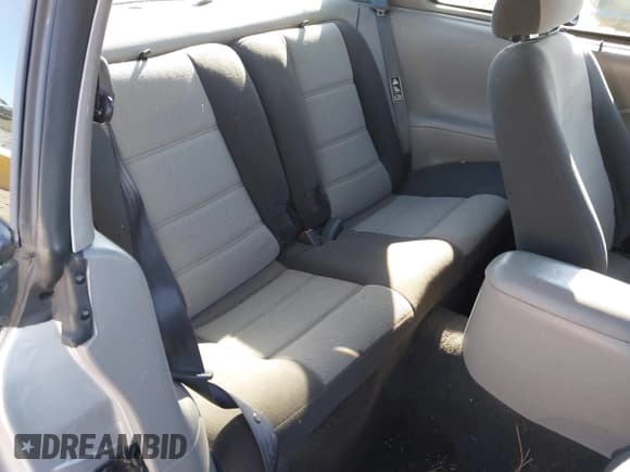 ✅ 2001 Ford Mustang Standard • VIN: 1FAFP40481F104868 • Lot: 43207034. Listed on IAAI with 85,415 mi. Free auction sales archive from the USA and detailed vehicle history report at DreamBid. Image 8.