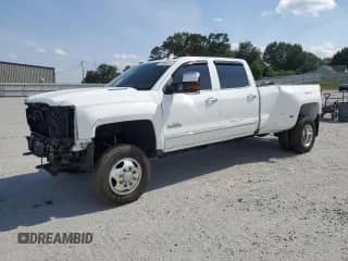 2016 Chevrolet Silverado 3500HD High Country с VIN 1GC4K1E87GF108705, выставлен на аукционе Copart как лот 81566335 с пробегом 130 757 миль миль и Списание • Salvage title. История ставок и продаж доступна на DreamBid. Изображение 1.