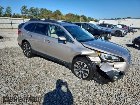 ✅ 2016 Subaru Outback Limited • VIN: 4S4BSBNC0G3273641 • Лот: 90923965. Опубликован ранее на Copart с пробегом 57 898 миль. Бесплатный доступ к архиву аукционных продаж из США и подробный отчёт об истории автомобиля на DreamBid. Изображение 4.