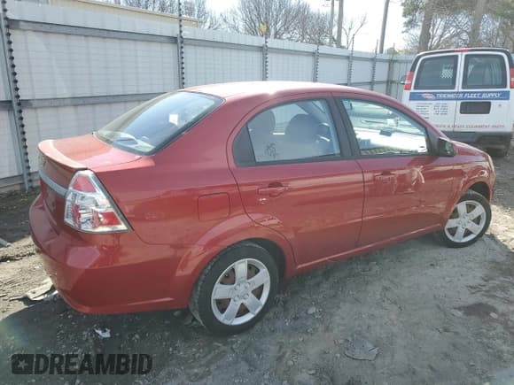 ✅ 2011 Chevrolet Aveo 2LT • VIN: KL1TG5DE4BB183994 • Lot: 42238895. Wystawiony na Copart z przebiegiem 100 728 mil. Bezpłatny archiwum sprzedaży aukcyjnych z USA i szczegółowy raport historii pojazdu na DreamBid. Zdjęcie 3.