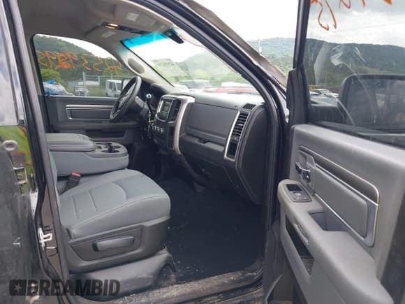 ✅ 2018 Ram 2500 Big Horn • VIN: 3C6UR5DJ3JG343719 • Лот: 42539295. Опубликован ранее на IAAI с пробегом 62 012 миль. Бесплатный доступ к архиву аукционных продаж из США и подробный отчёт об истории автомобиля на DreamBid. Изображение 5.