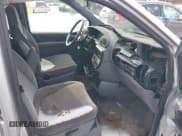 ✅ 2000 Dodge Caravan SE • VIN: 2B4GP44G1YR770005 • Lot: 43819012. Listed on IAAI with 180,456 mi. Free auction sales archive from the USA and detailed vehicle history report at DreamBid. Image 5.