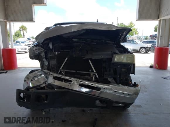 ✅ 2006 Chevrolet Silverado 2500HD LT3 • VIN: 1GCHK23D16F237450 • Лот: 42576469. Опубликован ранее на IAAI с пробегом 170 829 миль. Бесплатный доступ к архиву аукционных продаж из США и подробный отчёт об истории автомобиля на DreamBid. Изображение 13.