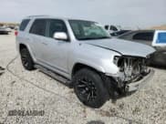 ✅ 2010 Toyota 4Runner SR5 • VIN: JTEBU5JR9A5020531 • Лот: 80579655. Опубликован ранее на Copart с пробегом 147 730 миль. Бесплатный доступ к архиву аукционных продаж из США и подробный отчёт об истории автомобиля на DreamBid. Изображение 4.