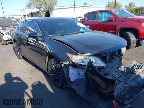 ✅ 2015 Lexus ES 330 • VIN: JTHBK1GG7F2181010 • Lot: 43138118. Listed on IAAI with 125,115 mi. Free auction sales archive from the USA and detailed vehicle history report at DreamBid. Image 1.
