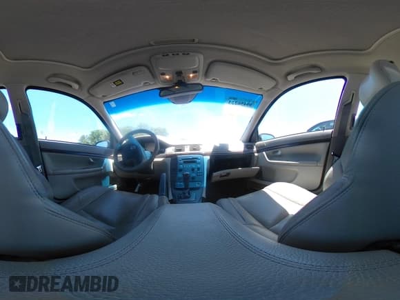 ✅ 2003 Volvo S80 • VIN: YV1TS91Z031304253 • Lot: 39456223. Wystawiony na IAAI z przebiegiem 62 592 mil. Bezpłatny archiwum sprzedaży aukcyjnych z USA i szczegółowy raport historii pojazdu na DreamBid. Zdjęcie 18.