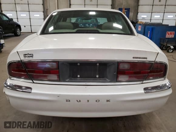 ✅ 1999 Buick Park Avenue Ultra • VIN: 1G4CU5213X4649052 • Lot: 72684084. Wystawiony na Copart z przebiegiem Nie podano. Bezpłatny archiwum sprzedaży aukcyjnych z USA i szczegółowy raport historii pojazdu na DreamBid. Zdjęcie 6.