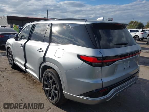 ✅ 2024 Lexus TX 500h F Sport Premium • VIN: 5TDABAB60RS002427 • Lot: 43477421. Wystawiony na IAAI z przebiegiem 8 647 mil. Bezpłatny archiwum sprzedaży aukcyjnych z USA i szczegółowy raport historii pojazdu na DreamBid. Zdjęcie 3.