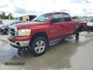 2006 Dodge 1500 Laramie z VIN 1D7HU18216S573270, wystawiony jako Copart lot #62885405 z przebiegiem 199 766 mil mil oraz Szkoda całkowita • Salvage title. Historia ofert i sprzedaży dostępna na DreamBid. Obrazek 1.
