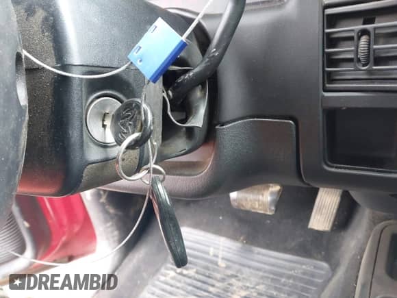 2002 Dodge Dakota Sport z VIN 1B7GL32XX2S558947, wystawiony jako IAAI lot #41538339 z przebiegiem 126 150 mil mil oraz . Historia ofert i sprzedaży dostępna na DreamBid. Obrazek 11.