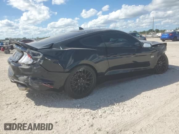 ✅ 2021 Ford Mustang GT Premium • VIN: 1FA6P8CF3M5151109 • Lot: 85643015. Listed on Copart with 51,186 mi. Free auction sales archive from the USA and detailed vehicle history report at DreamBid. Image 3.