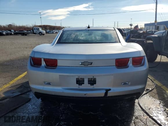 ✅ 2010 Chevrolet Camaro LS • VIN: 2G1FA1EV3A9202722 • Lot: 91117075. Listed on Copart with Not provided. Free auction sales archive from the USA and detailed vehicle history report at DreamBid. Image 6.