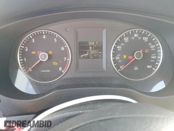 ✅ 2013 Volkswagen Jetta SE • VIN: 3VWDX7AJ3DM368704 • Лот: 82684285. Опубликован ранее на Copart с пробегом 278 882 миль. Бесплатный доступ к архиву аукционных продаж из США и подробный отчёт об истории автомобиля на DreamBid. Изображение 9.