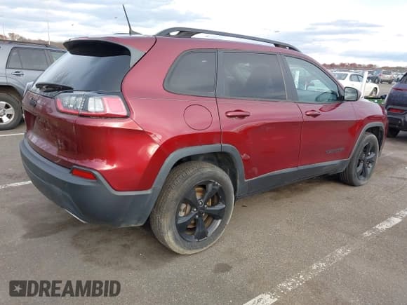 ✅ 2019 Jeep Cherokee Altitude • VIN: 1C4PJMLN7KD365135 • Lot: 43695313. Wystawiony na IAAI z przebiegiem 83 528 mil. Bezpłatny archiwum sprzedaży aukcyjnych z USA i szczegółowy raport historii pojazdu na DreamBid. Zdjęcie 4.