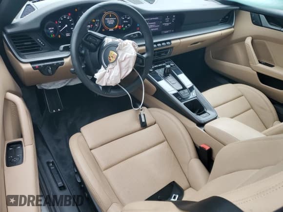 ✅ 2022 Porsche 911 Carrera • VIN: WP0AA2A97NS205224 • Lot: 59531615. Listed on Copart with 11,579 mi. Free auction sales archive from the USA and detailed vehicle history report at DreamBid. Image 8.