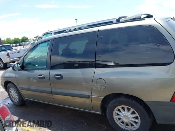 ✅ 1999 Ford Windstar LX • VIN: 2FMZA5149XBA19119 • Lot: 42460450. Wystawiony na IAAI z przebiegiem 71 147 mil. Bezpłatny archiwum sprzedaży aukcyjnych z USA i szczegółowy raport historii pojazdu na DreamBid. Zdjęcie 14.