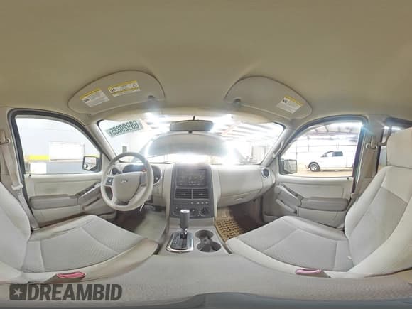 ✅ 2006 Ford Explorer XLS • VIN: 1FMEU72EX6UA42250 • Lot: 68929885. Wystawiony na Copart z przebiegiem 151 535 mil. Bezpłatny archiwum sprzedaży aukcyjnych z USA i szczegółowy raport historii pojazdu na DreamBid. Zdjęcie 15.