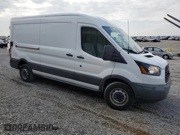 ✅ 2017 Ford Transit • VIN: 1FTYR2CM9HKA09797 • Лот: 54629885. Опубликован ранее на Copart с пробегом 70 427 миль. Бесплатный доступ к архиву аукционных продаж из США и подробный отчёт об истории автомобиля на DreamBid. Изображение 4.