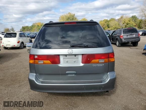 ✅ 2002 Honda Odyssey EX • VIN: 5FNRL186X2B000718 • Lot: 87476465. Wystawiony na Copart z przebiegiem 195 327 mil. Bezpłatny archiwum sprzedaży aukcyjnych z USA i szczegółowy raport historii pojazdu na DreamBid. Zdjęcie 6.