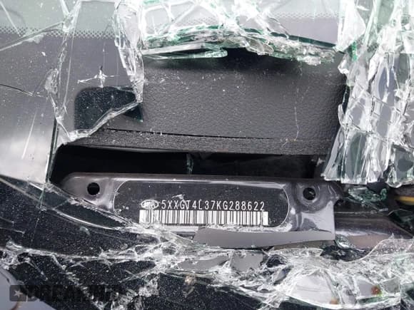 ✅ 2019 Kia Optima S • VIN: 5XXGT4L37KG288622 • Lot: 43133798. Listed on IAAI with Not provided. Free auction sales archive from the USA and detailed vehicle history report at DreamBid. Image 9.