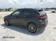 ✅ 2018 Hyundai Kona SEL • VIN: KM8K2CAA1JU177674 • Лот: 69954884. Опубликован ранее на Copart с пробегом 76 341 миль. Бесплатный доступ к архиву аукционных продаж из США и подробный отчёт об истории автомобиля на DreamBid. Изображение 2.