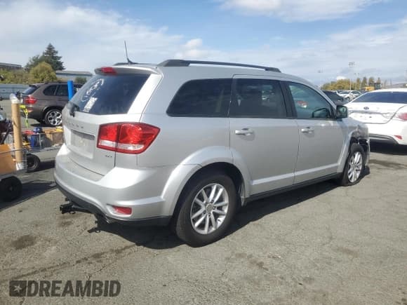 ✅ 2013 Dodge Journey SXT • VIN: 3C4PDDBG0DT504464 • Lot: 81927285. Wystawiony na Copart z przebiegiem 196 881 mil. Bezpłatny archiwum sprzedaży aukcyjnych z USA i szczegółowy raport historii pojazdu na DreamBid. Zdjęcie 3.