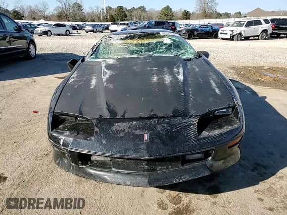 1997 Chevrolet Camaro z VIN 2G1FP22K6V2114714, wystawiony jako Copart lot #42320245 z przebiegiem 239 087 mil mil oraz Szkoda całkowita • Salvage title. Historia ofert i sprzedaży dostępna na DreamBid. Obrazek 10.