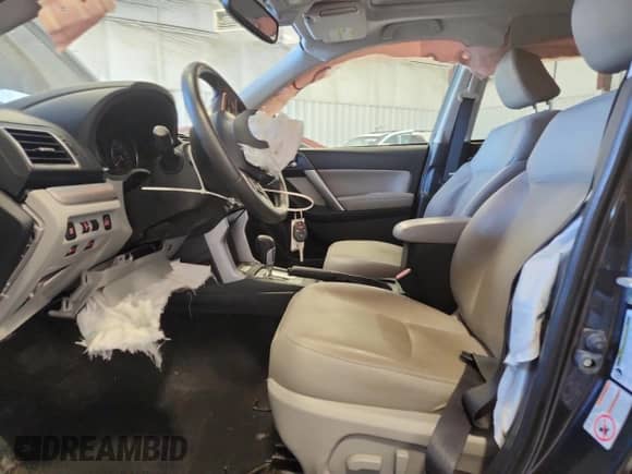 2016 Subaru Forester Limited with VIN JF2SJARC9GH480982, listed as a Copart auction lot 82211635 with 68,966 mi miles and Non repairable. Bid and sale history available at DreamBid. Image 7.