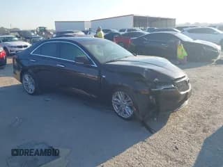 ✅ 2022 Cadillac CT4 Premium Luxury • VIN: 1G6DB5RK7N0108154 • Lot: 43347405. Wystawiony na IAAI z przebiegiem 61 674 mil. Bezpłatny archiwum sprzedaży aukcyjnych z USA i szczegółowy raport historii pojazdu na DreamBid. Zdjęcie 1.