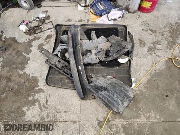 ✅ 2017 Dodge Journey Crossroad Plus • VIN: 3C4PDDGG6HT615471 • Лот: 86594235. Опубликован ранее на Copart с пробегом 261 922 миль. Бесплатный доступ к архиву аукционных продаж из США и подробный отчёт об истории автомобиля на DreamBid. Изображение 13.