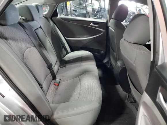 ✅ 2013 Hyundai Sonata GLS • VIN: 5NPEB4AC3DH533856 • Lot: 72241214. Listed on Copart with 182,095 mi. Free auction sales archive from the USA and detailed vehicle history report at DreamBid. Image 10.
