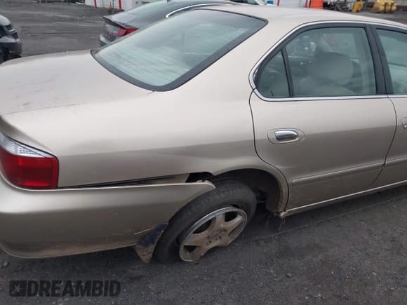 ✅ 2003 Acura TL • VIN: 19UUA56693A093835 • Lot: 43762127. Listed on IAAI with 161,199 mi. Free auction sales archive from the USA and detailed vehicle history report at DreamBid. Image 12.