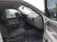 ✅ 2013 Chevrolet Silverado 2500HD Work Truck • VIN: 1GC2KVCG0DZ369368 • Lot: 42240624. Wystawiony na IAAI z przebiegiem 196 105 mil. Bezpłatny archiwum sprzedaży aukcyjnych z USA i szczegółowy raport historii pojazdu na DreamBid. Zdjęcie 5.