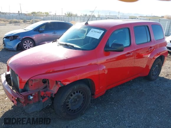 ✅ 2010 Chevrolet HHR LS • VIN: 3GNBAADB0AS527142 • Lot: 41763468. Listed on IAAI with 134,779 mi. Free auction sales archive from the USA and detailed vehicle history report at DreamBid. Image 2.