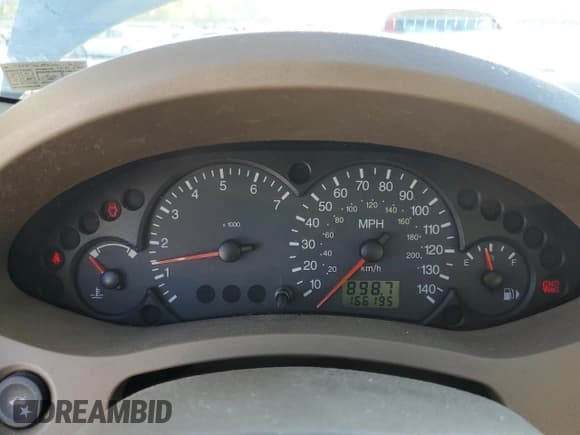 ✅ 2006 Ford Focus SE • VIN: 1FAHP36N46W176337 • Lot: 85678285. Listed on Copart with 166,195 mi. Free auction sales archive from the USA and detailed vehicle history report at DreamBid. Image 9.