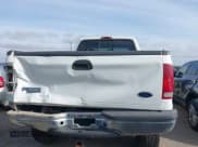 ✅ 2001 Ford F-350 XL • VIN: 1FTSW31F81EC22639 • Lot: 42053195. Wystawiony na IAAI z przebiegiem 285 028 mil. Bezpłatny archiwum sprzedaży aukcyjnych z USA i szczegółowy raport historii pojazdu na DreamBid. Zdjęcie 16.