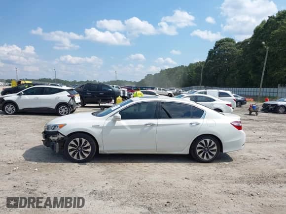 2017 Honda Accord EX-L z VIN JHMCR6F56HC011456, wystawiony jako IAAI lot #43142677 z przebiegiem 199 996 mil mil oraz . Historia ofert i sprzedaży dostępna na DreamBid. Obrazek 14.