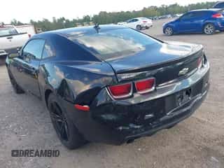 2013 Chevrolet Camaro LT с VIN 2G1FC1E3XD9154360, выставлен на аукционе IAAI как лот 43441084 с пробегом 170 079 миль миль и . История ставок и продаж доступна на DreamBid. Изображение 3.