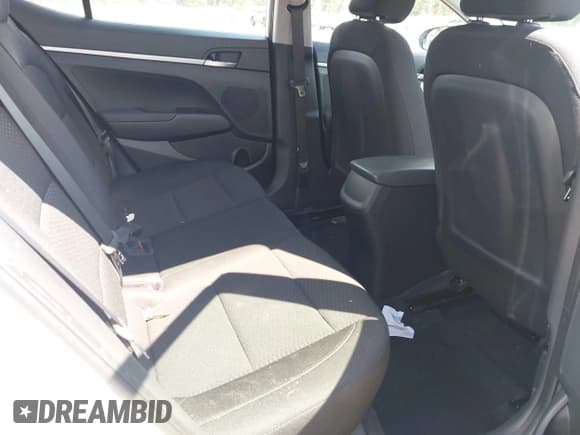 ✅ 2019 Hyundai Elantra SE • VIN: 5NPD74LF3KH442023 • Lot: 43298203. Listed on IAAI with 44,777 mi. Free auction sales archive from the USA and detailed vehicle history report at DreamBid. Image 8.